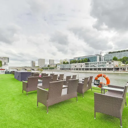 Vip Paris Yacht Hotel & Spa-3